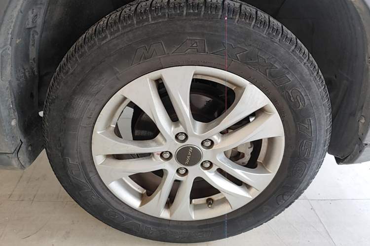 Used Haval H6 2014 Sport Version 1.5T Manual Two-Wheel Drive Elite Edition Right Front Wheel Hub