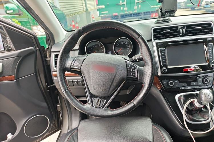 Used Haval H6 2014 Sport Edition 1.5T Manual 4x4 Elite Model Steering Wheel
