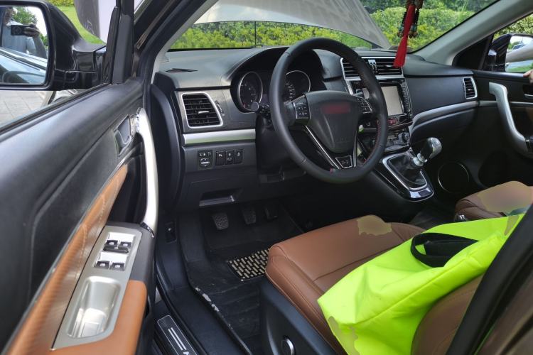Used Haval H6 2014 Sport Version 1.5T Manual Two-Wheel Drive Elite Edition Driver Seat