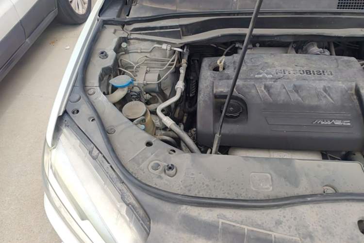 Used Haval H6 2014 Sport Edition 2.4L Automatic Elite Model Engine Bay Right