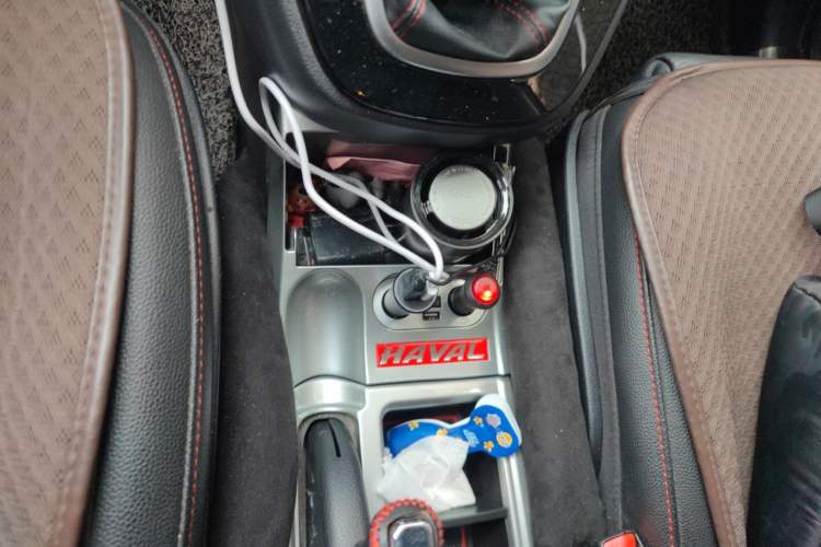 Used Haval H6 2014 Sport Version 1.5T Manual Two-Wheel Drive Elite Edition Gear Lever