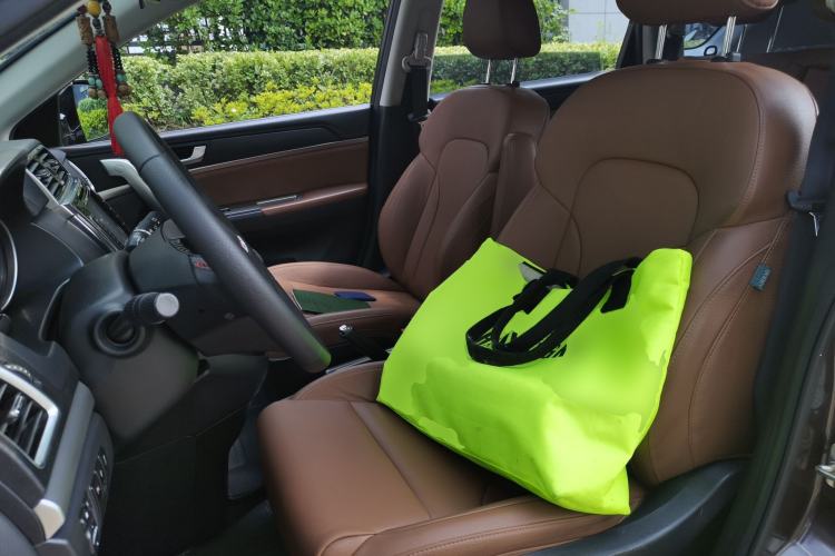 Used Haval H6 2014 Sport Version 1.5T Manual Two-Wheel Drive Elite Edition Left Front Seat