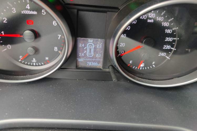 Used Haval H6 2014 Sport Version 1.5T Manual Two-Wheel Drive Elite Edition Odometer Close Up