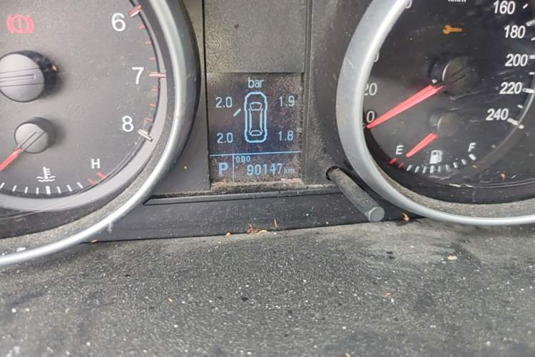 Used Haval H6 2014 Sport Edition 2.4L Automatic Elite Model Odometer Close Up
