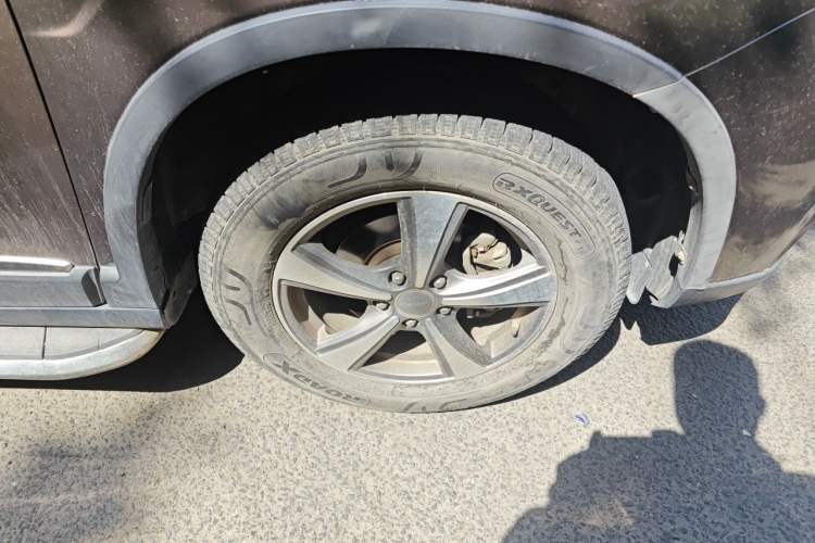 Used Haval H6 2014 Sport Version 1.5T Manual Two-Wheel Drive Elite Edition Right Front Wheel Hub
