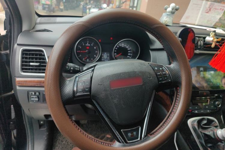 Used Haval H6 2014 Sport Version 1.5T Manual Two-Wheel Drive Elite Edition Steering Wheel
