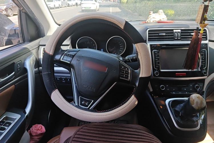 Used Haval H6 2014 Sport Version 1.5T Manual Two-Wheel Drive Elite Edition Steering Wheel