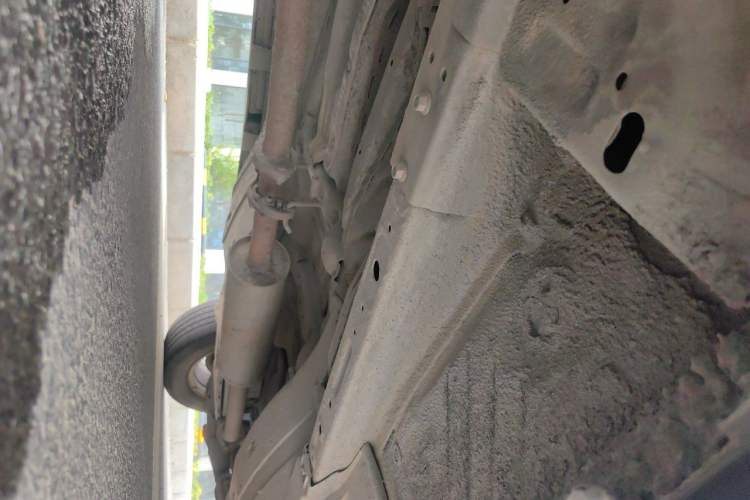 Used Haval H6 2014 Sport Version 1.5T Manual Two-Wheel Drive Elite Edition Chassis Front Left