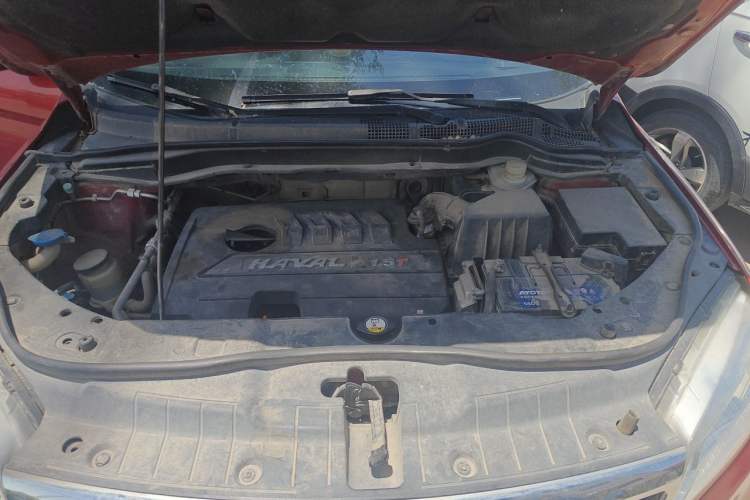 Used Haval H6 2014 Sport Version 1.5T Manual Two-Wheel Drive Elite Edition Engine Bay