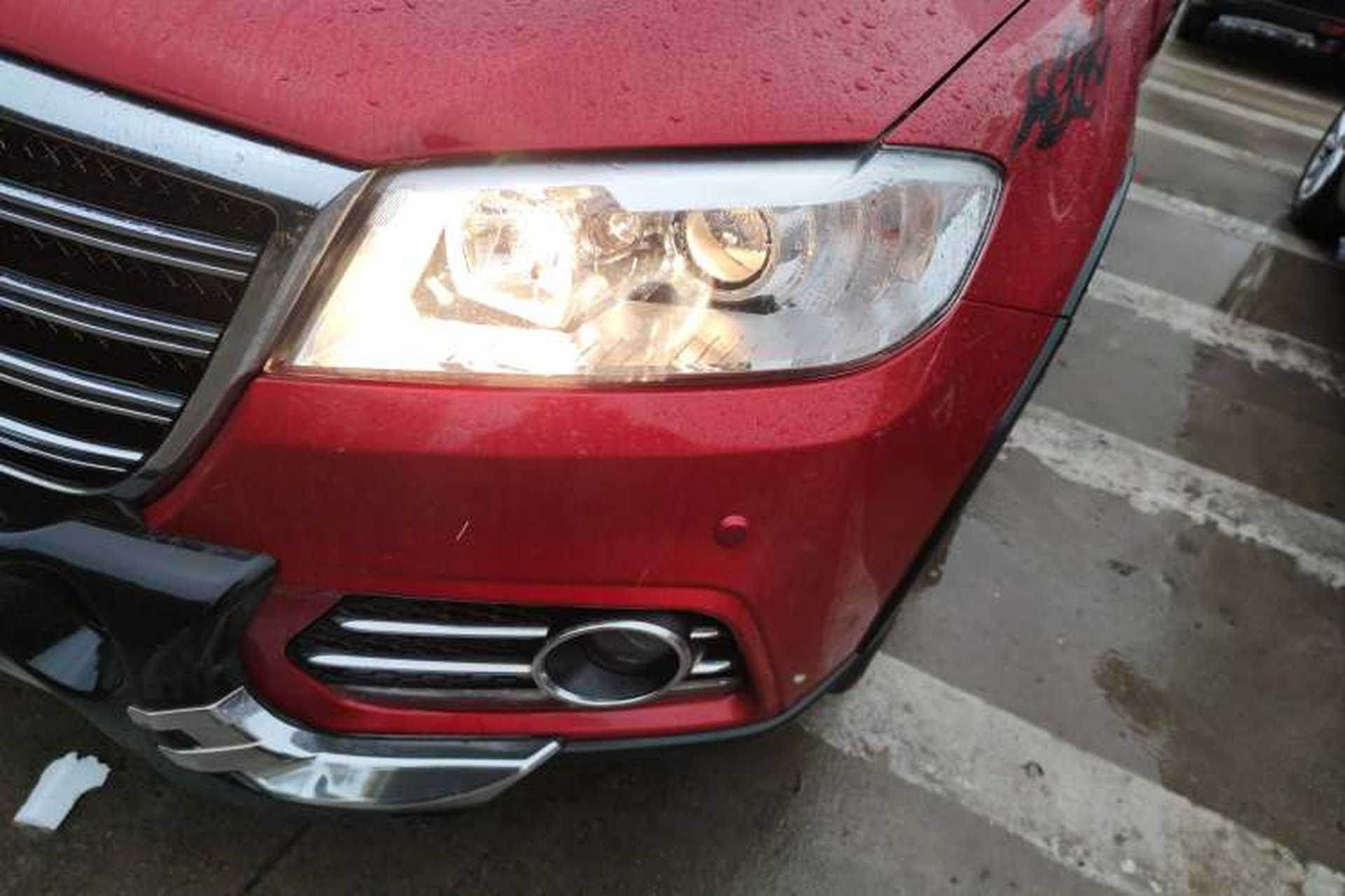 Used Haval H6 2014 Sport Version 1.5T Manual Two-Wheel Drive Elite Edition Left Front Headlight
