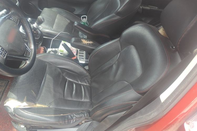 Used Haval H6 2014 Sport Version 1.5T Manual Two-Wheel Drive Elite Edition Left Front Seat