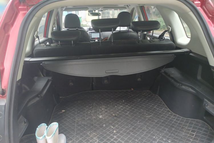 Used Haval H6 2014 Sport Version 1.5T Manual Two-Wheel Drive Elite Edition Trunk