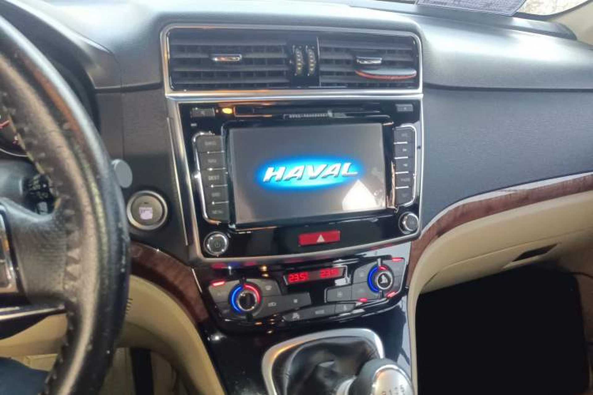 Used Haval H6 2014 Sport Version 1.5T Manual Two-Wheel Drive Elite Edition Audio And AC Panel
