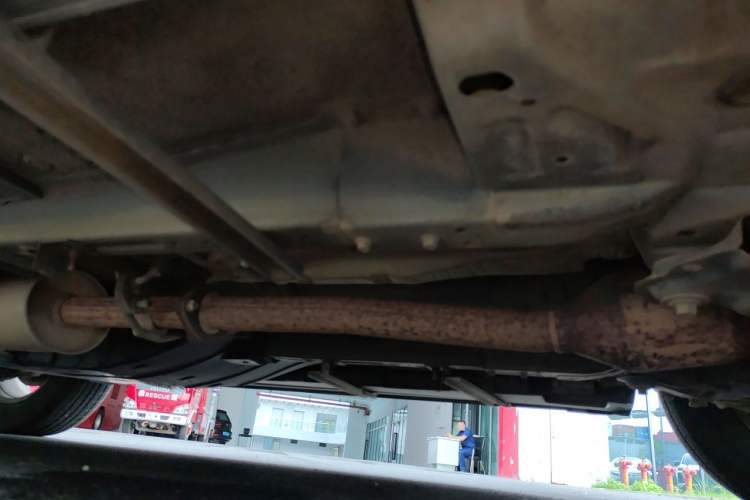 Used Haval H6 2014 Sport Version 1.5T Manual Two-Wheel Drive Elite Edition Chassis Front Right