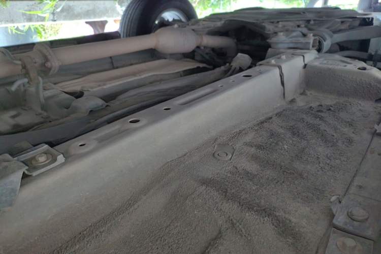 Used Haval H6 2014 Sport Edition 2.0T Diesel Manual Two-Wheel Drive Prestige Model Chassis Front Right