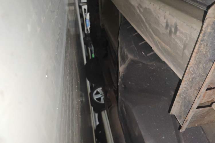 Used Haval H6 2014 Upgraded Model 1.5T Manual Two-Wheel Drive Elite Version Chassis Rear Left