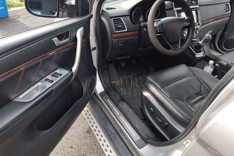 Used Haval H6 2014 Sport Version 1.5T Manual Two-Wheel Drive Elite Edition Driver Seat