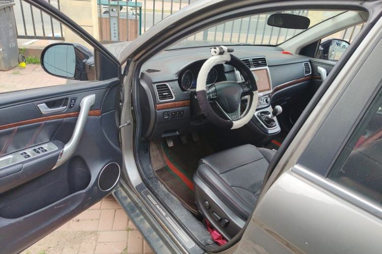 Used Haval H6 2014 Sport Version 1.5T Manual Two-Wheel Drive Elite Edition Driver Seat