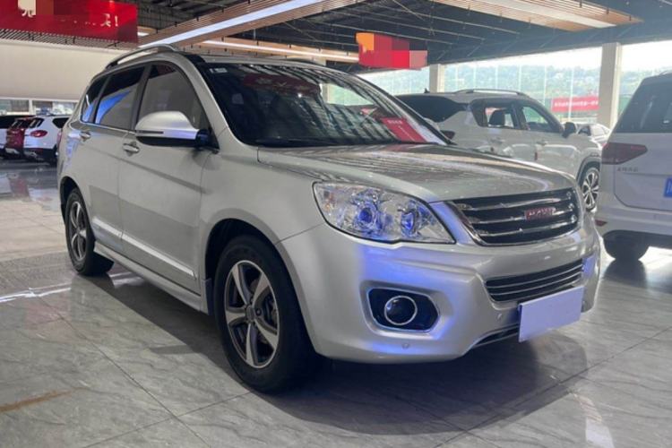 Used Haval H6 2014 Upgraded Model 2.0T Diesel Manual 4x4 Prestige Version Exterior 2