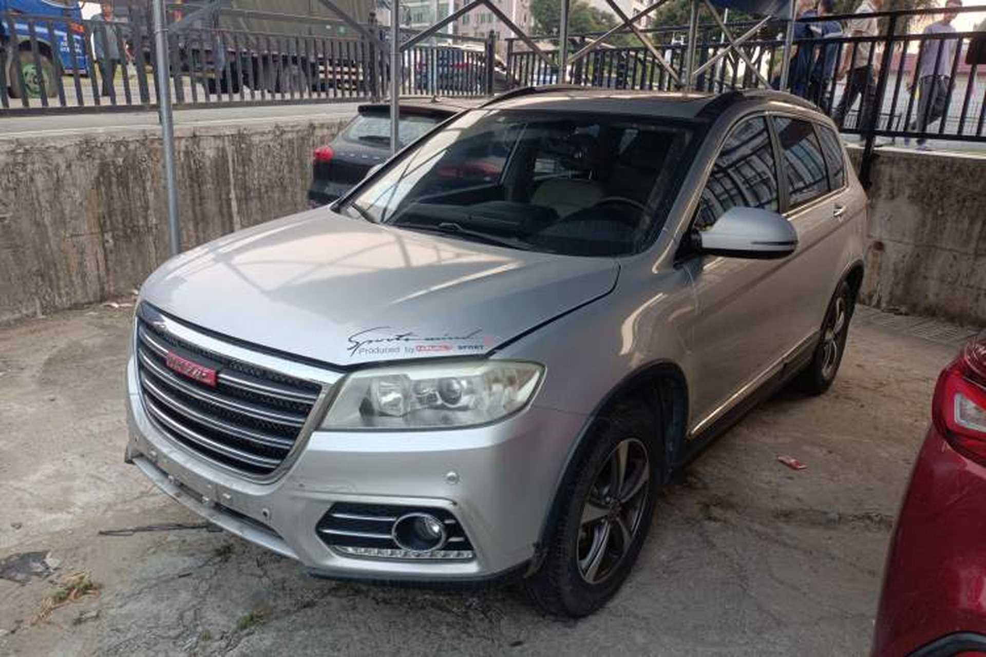 Used Haval H6 2014 Sport Version 1.5T Manual Two-Wheel Drive Elite Edition Front Left 45 Deg