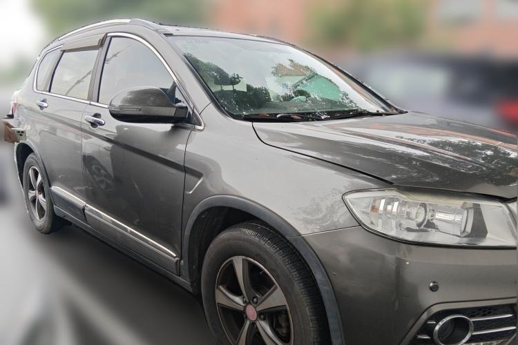 Used Haval H6 2014 Sport Version 1.5T Manual Two-Wheel Drive Elite Edition Front Right 45 Deg