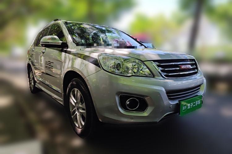 Used Haval H6 2014 Upgraded Model 1.5T Manual Two-Wheel Drive Elite Version Front Right 45 Deg