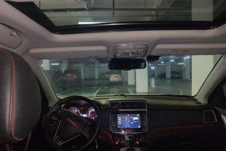Used Haval H6 2014 Sports Edition 2.4L Automatic Prestige Model Headliner