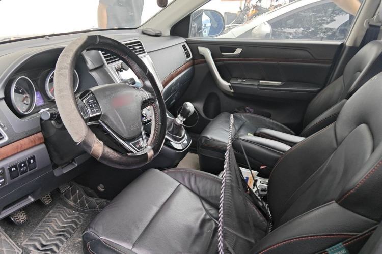 Used Haval H6 2014 Sport Version 1.5T Manual Two-Wheel Drive Elite Edition Left Front Seat