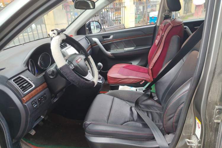 Used Haval H6 2014 Sport Version 1.5T Manual Two-Wheel Drive Elite Edition Left Front Seat