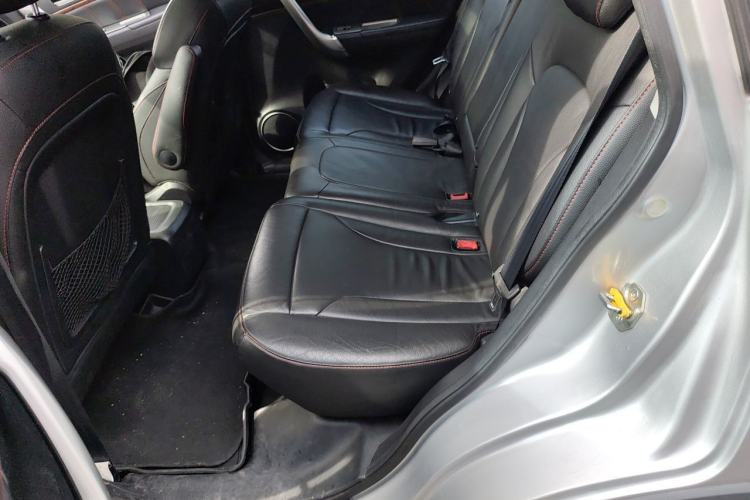 Used Haval H6 2014 Sport Version 1.5T Manual Two-Wheel Drive Elite Edition Left Rear Seat