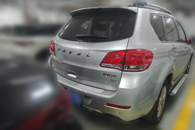 Used Haval H6 2014 Upgraded Model 1.5T Manual Two-Wheel Drive Elite Version Rear