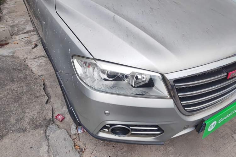 Used Haval H6 2014 Sport Version 1.5T Manual Two-Wheel Drive Elite Edition Right Front Headlight