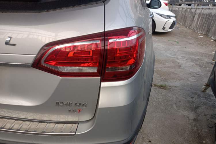 Used Haval H6 2014 Sport Version 1.5T Manual Two-Wheel Drive Elite Edition Right Rear Taillight