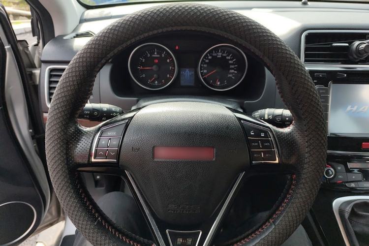 Used Haval H6 2014 Sport Version 1.5T Manual Two-Wheel Drive Elite Edition Steering Wheel