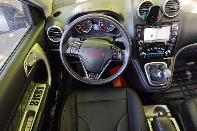 Used Haval H6 2014 Upgraded Model 1.5T Manual Two-Wheel Drive Elite Version Steering Wheel