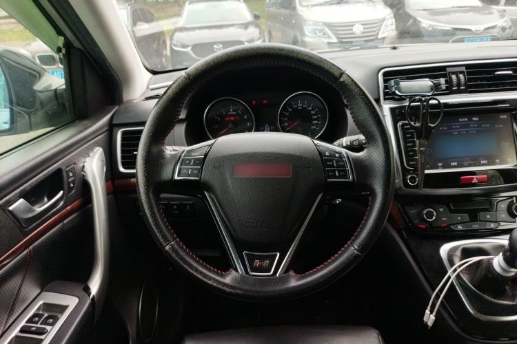 Used Haval H6 2014 Sport Version 1.5T Manual Two-Wheel Drive Elite Edition Steering Wheel