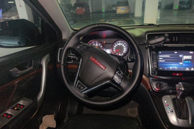Used Haval H6 2014 Sports Edition 2.4L Automatic Prestige Model Steering Wheel
