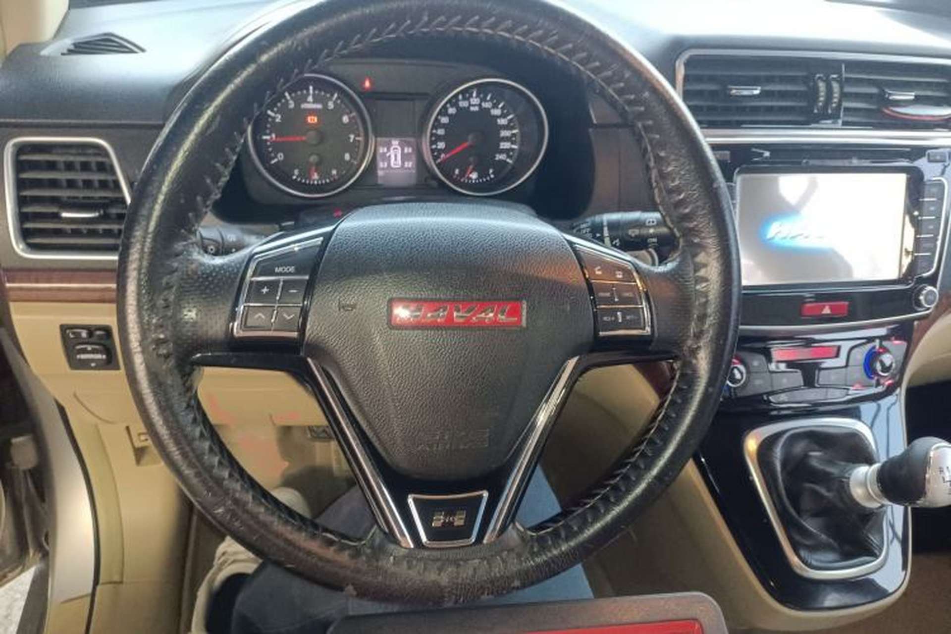 Used Haval H6 2014 Sport Version 1.5T Manual Two-Wheel Drive Elite Edition Steering Wheel