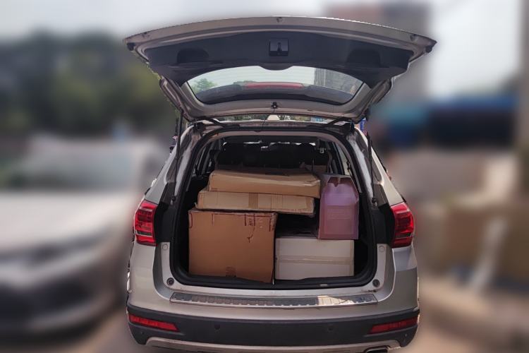 Used Haval H6 2014 Sport Version 1.5T Manual Two-Wheel Drive Elite Edition Trunk