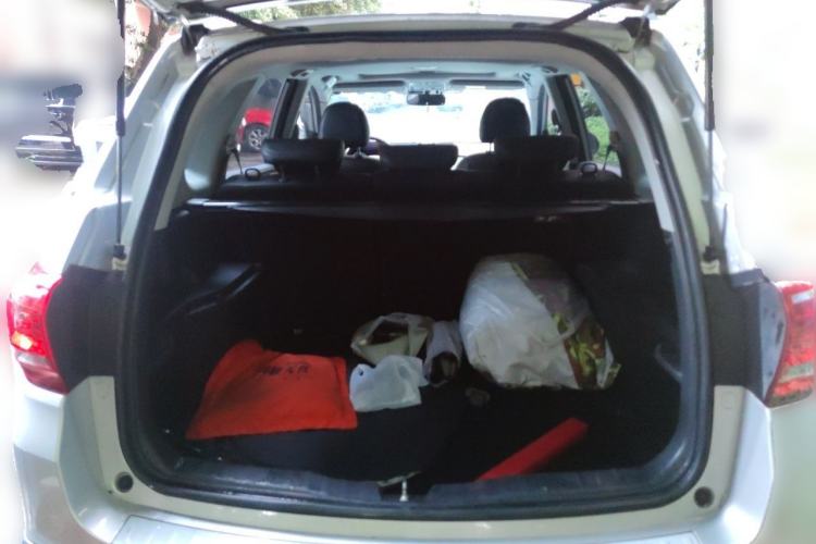 Used Haval H6 2014 Sport Version 1.5T Manual Two-Wheel Drive Elite Edition Trunk