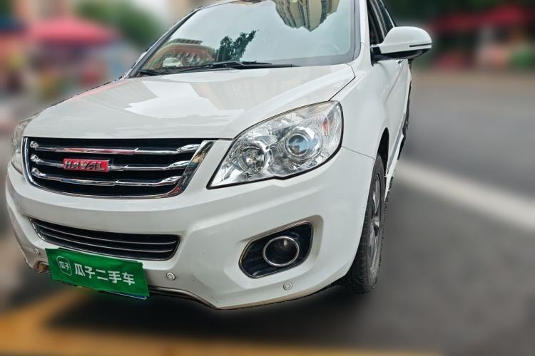 Used Haval H6 2014 Upgraded Model 1.5T Manual Two-Wheel Drive Elite Version Guazi used car, China used car export, Used car for sale, Used cars, Cheapest cars for sale