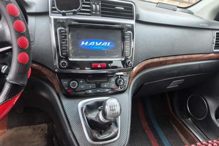 Used Haval H6 2014 Sport Edition 1.5T Manual 4x4 Elite Model Audio And AC Panel