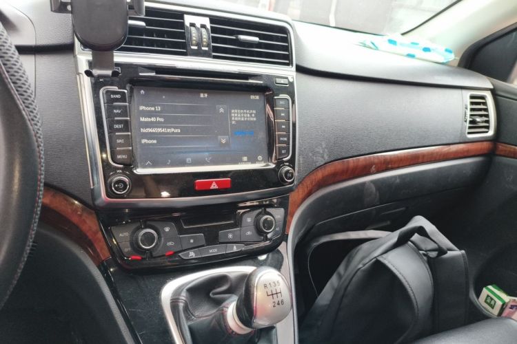 Used Haval H6 2014 Sport Version 1.5T Manual Two-Wheel Drive Elite Edition Audio And AC Panel