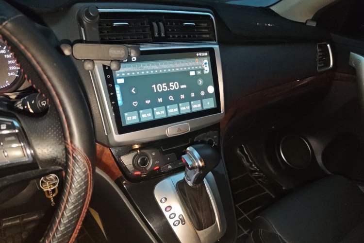 Used Haval H6 2014 Sport Edition 2.4L Automatic Elite Model Audio And AC Panel