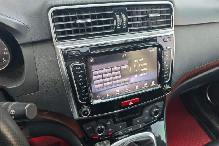 Used Haval H6 2014 Sport Version 1.5T Manual Two-Wheel Drive Elite Edition Audio And AC Panel