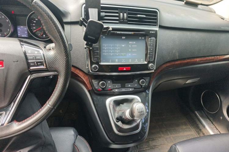 Used Haval H6 2014 Sport Version 1.5T Manual Two-Wheel Drive Elite Edition Audio And AC Panel