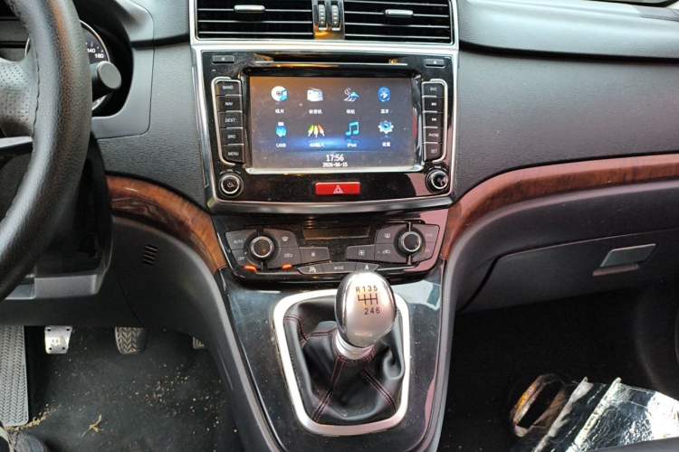 Used Haval H6 2014 Sport Version 1.5T Manual Two-Wheel Drive Elite Edition Audio And AC Panel