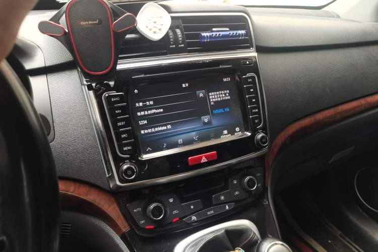 Used Haval H6 2014 Sport Version 1.5T Manual Two-Wheel Drive Elite Edition Audio And AC Panel