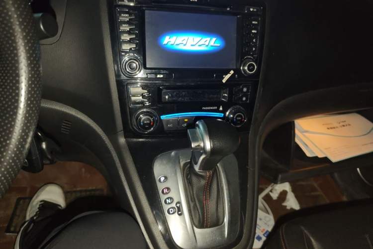 Used Haval H6 2014 Sports Edition 2.4L Automatic Prestige Model Audio And AC Panel