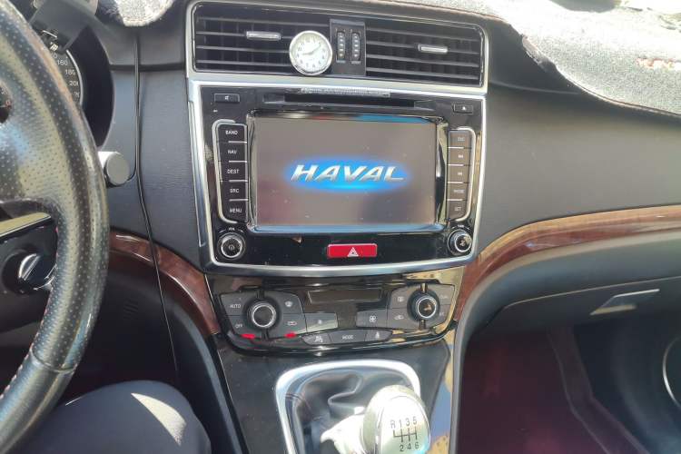 Used Haval H6 2014 Sport Version 1.5T Manual Two-Wheel Drive Elite Edition Audio And AC Panel